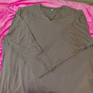 Gray Long Sleeve V-Neck Shirt